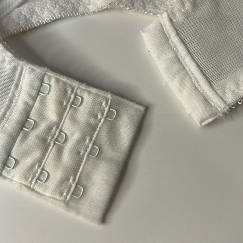 Bali®‎ Flower White Full-Figure Underwire Bra 0180 Sz 38C - Picture 13 of 16